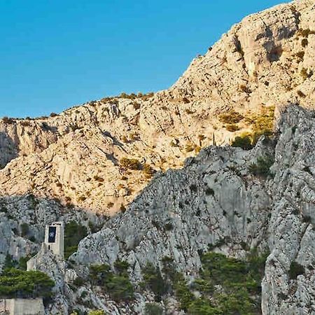 Sara Apartment Punta Omis Near Sandy Beach Exterior foto