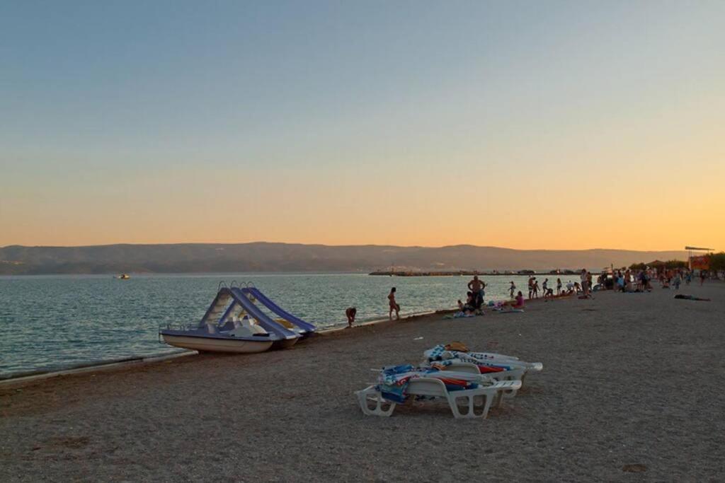 Sara Apartment Punta Omis Near Sandy Beach Exterior foto