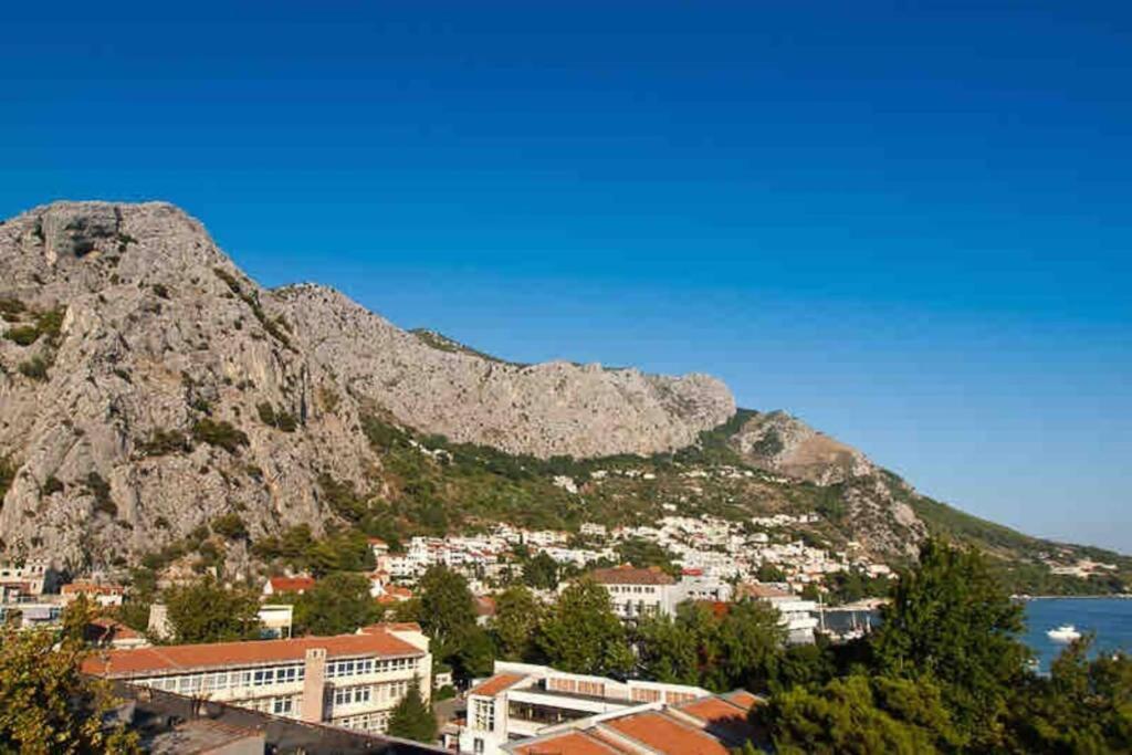 Sara Apartment Punta Omis Near Sandy Beach Exterior foto